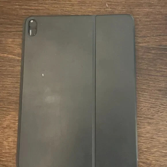 Smart Keyboard Folio for iPad Pro 10.5 First generation. - Picture 3 of 5